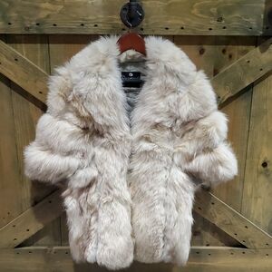 Vintage Cream Fur Cape Dunwoody Furs Drama Romantic Rock Myth Rich Retro